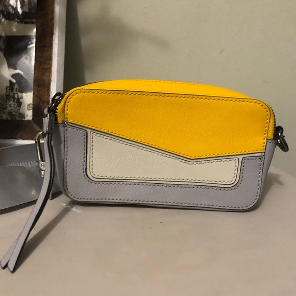 Botkier Truffle Colorblock Cobble Hill Crossbody/Belt Bag - Picture 3 of 10